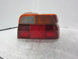 Foto de PILOTO TRASERO DERECHO FORD ESCORT BERL./TURNIER referencia 63252
