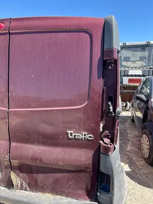 Foto de PORTON TRASERO DERECHO RENAULT TRAFIC II FURGÓN 2.5 dCi Diesel CAT (135 CV / 99 KW) referencia 7751472222