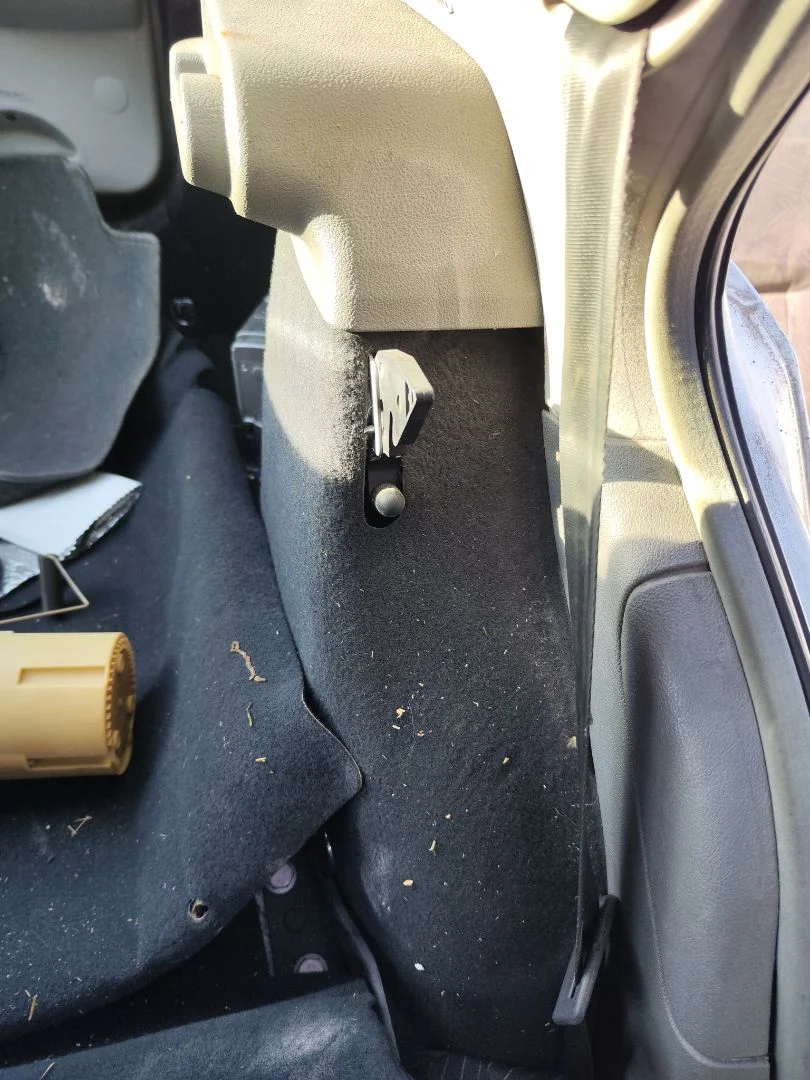 Foto de CINTURON SEGURIDAD TRASERO IZQUIERDO RENAULT LAGUNA II (BG0) 1.8 CAT (120 CV / 88 KW)
