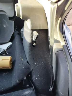 Foto de CINTURON SEGURIDAD TRASERO IZQUIERDO RENAULT LAGUNA II (BG0) 1.8 CAT (120 CV / 88 KW)