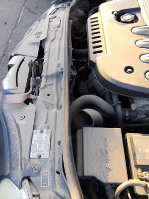 Foto de PANEL FRONTAL ALFA ROMEO 147 (190) 1.9 JTD CAT (110 CV / 81 KW)