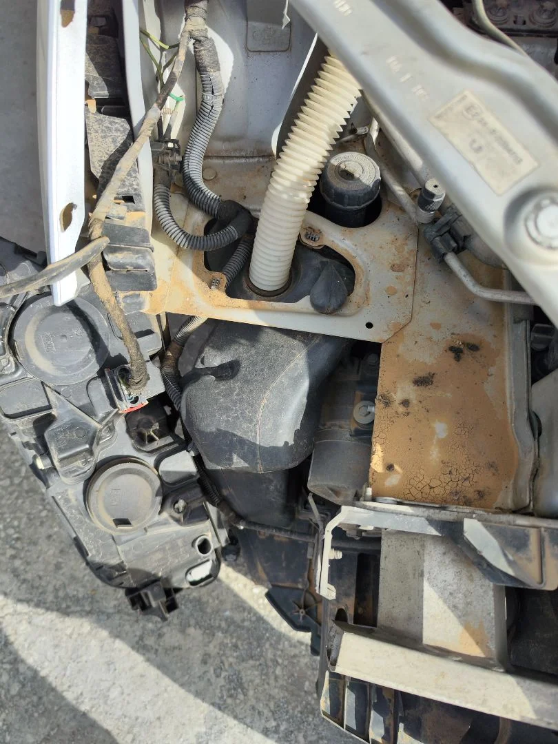 Foto de DEPOSITO LIMPIA CITROEN C4 BERLINA 1.6 16V HDi (90 CV / 66 KW)