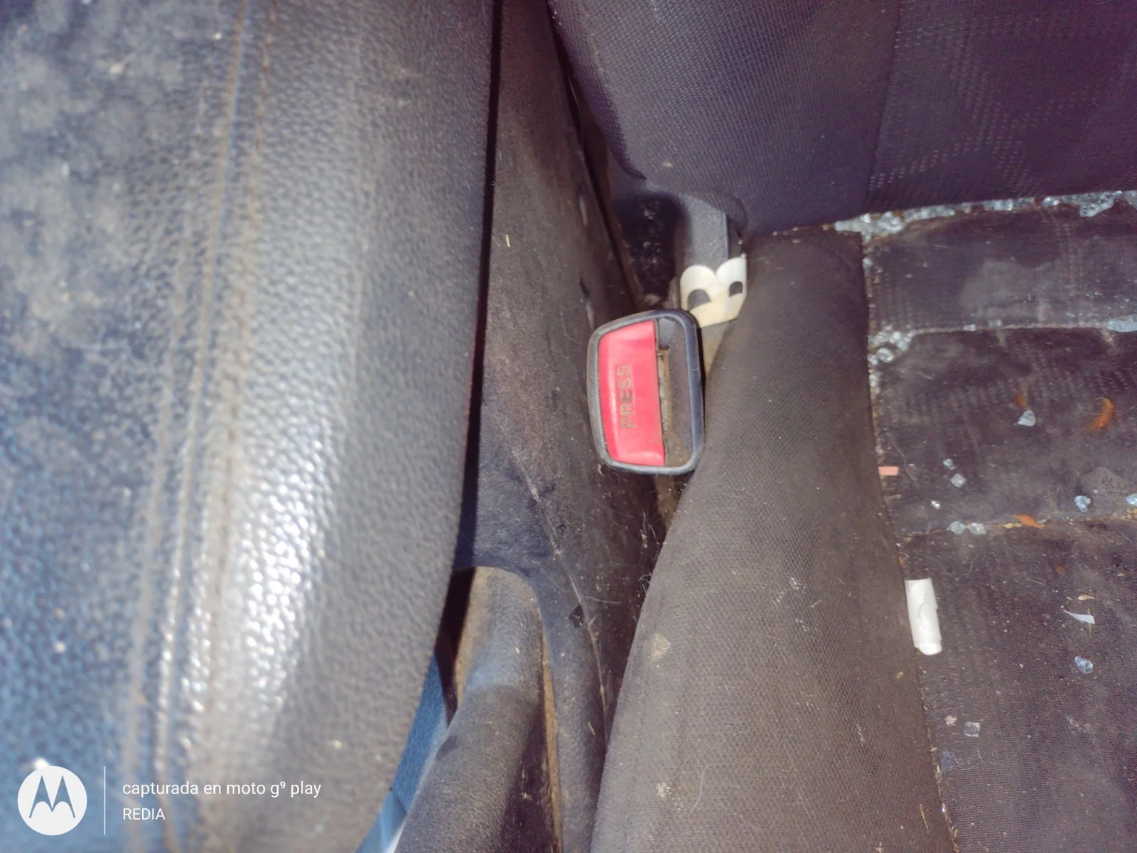 Foto de ENGANCHE CINTURON DELANTERO IZQUIERDO KIA RIO (UB) 1.2 CAT (86 CV / 63 KW)