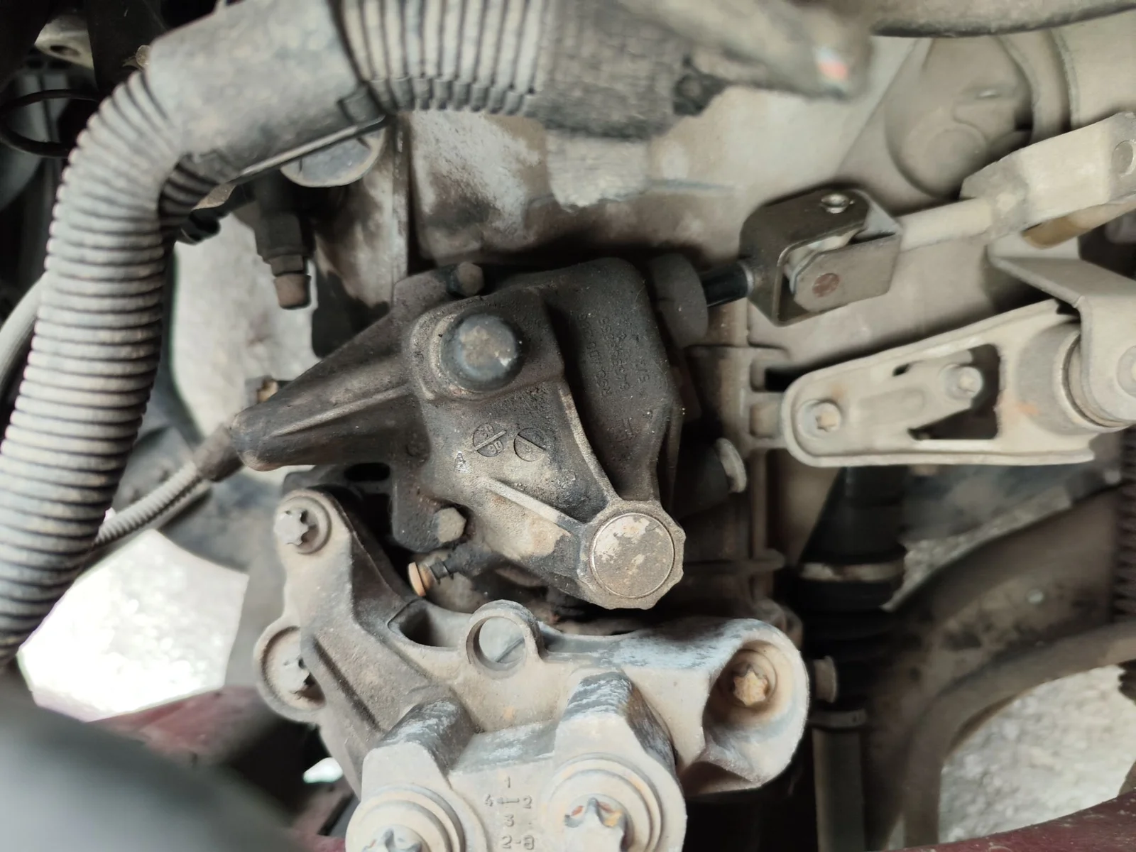 Foto de CAJA CAMBIOS OPEL CORSA C 1.2 16V CAT (Z 12 XEP / LB4) (80 CV / 59 KW)