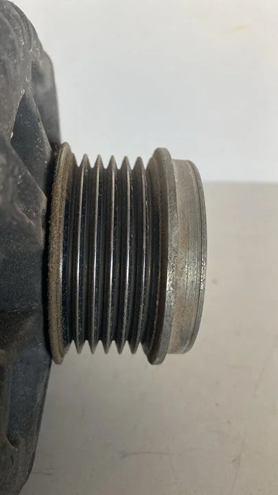 Foto de ALTERNADOR SUZUKI SWIFT BERLINA (RS/MZ) 1.3 DDiS Diesel CAT (69 CV / 51 KW)