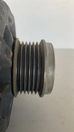 Foto de ALTERNADOR SUZUKI SWIFT BERLINA (RS/MZ) 1.3 DDiS Diesel CAT (69 CV / 51 KW)