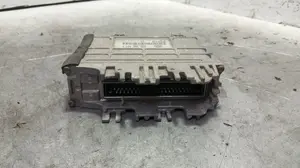 Foto de CENTRALITA MOTOR UCE VOLKSWAGEN POLO III (6N1) 1.0 (50 CV / 37 KW) referencia 030997027E foto 4