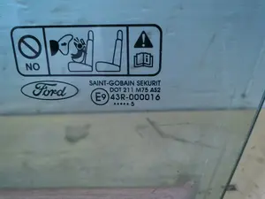 Foto de LUNA DELANTERA IZQUIERDA FORD FOCUS BERLINA (CAP) 1.6 TDCi CAT (90 CV / 66 KW) referencia 1342624 foto 7