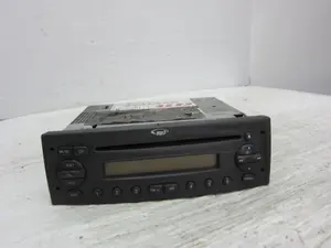 Foto de SISTEMA AUDIO / RADIO CD PEUGEOT BOXER (333/335) FURGÓN TECHO ELEVADO BAT.4035MM 3.0 HDI FAP CAT (146 CV / 107 KW) referencia 7648583316 foto 1