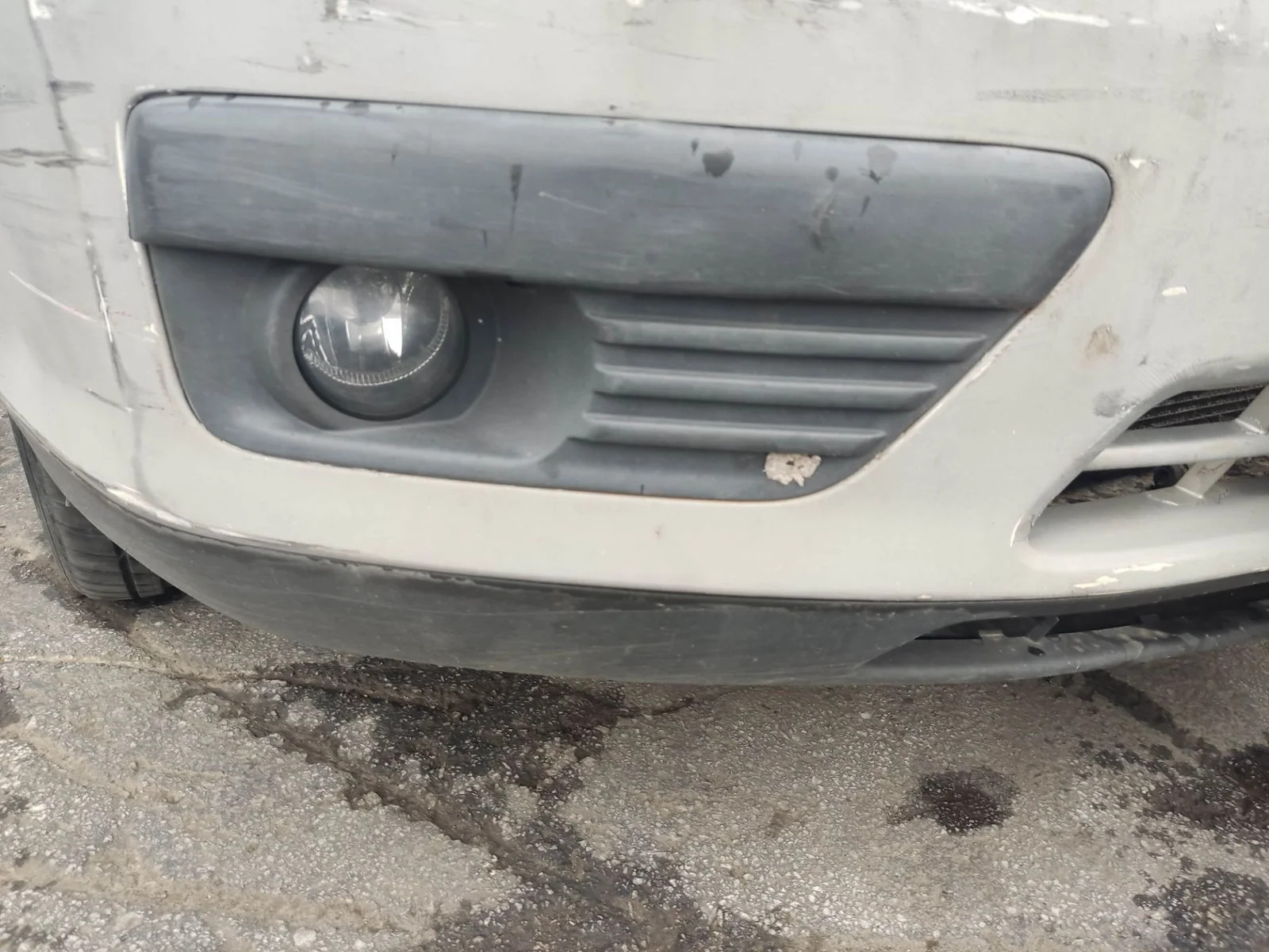 Foto de FARO ANTINIEBLA DERECHO FORD FOCUS BERLINA (CAP) 1.6 TDCi CAT (90 CV / 66 KW) referencia 1481005