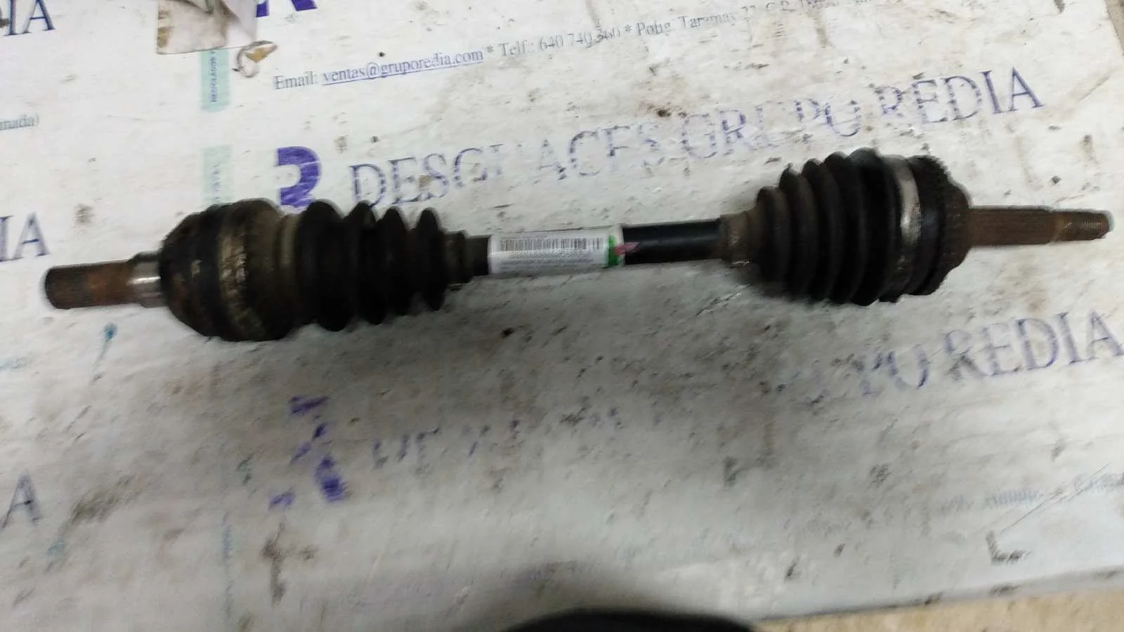 Foto de TRANSMISION DELANTERA IZQUIERDA OPEL VECTRA B BERLINA referencia 09195412
