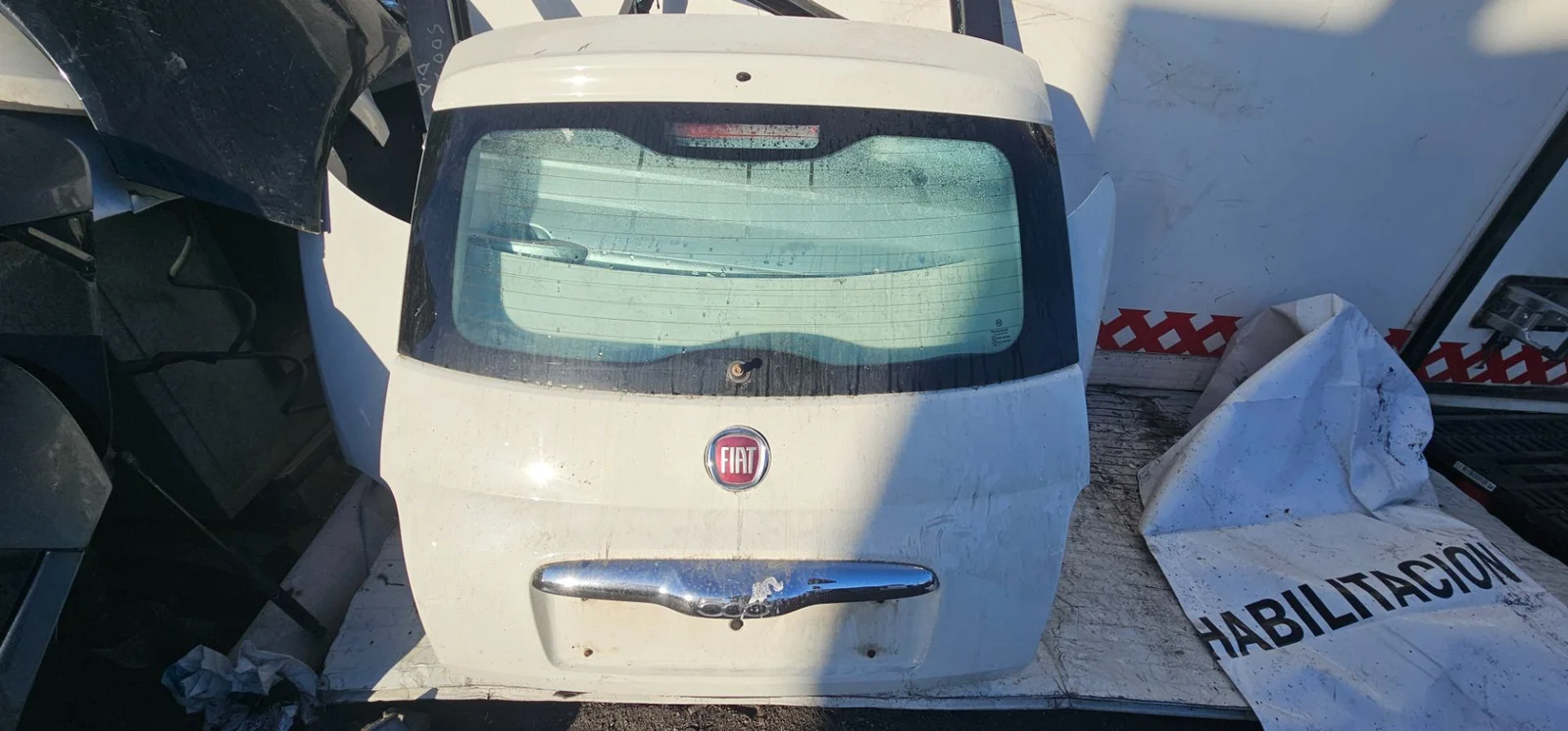 Foto de PORTON TRASERO FIAT 500 (150) BERLINA 1.2 CAT (69 CV / 51 KW)