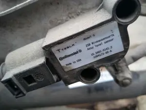 Foto de NO IDENTIFICADO TESLA MODEL S eléctrico 270 kW (367 CV / 270 KW) referencia 100417300A