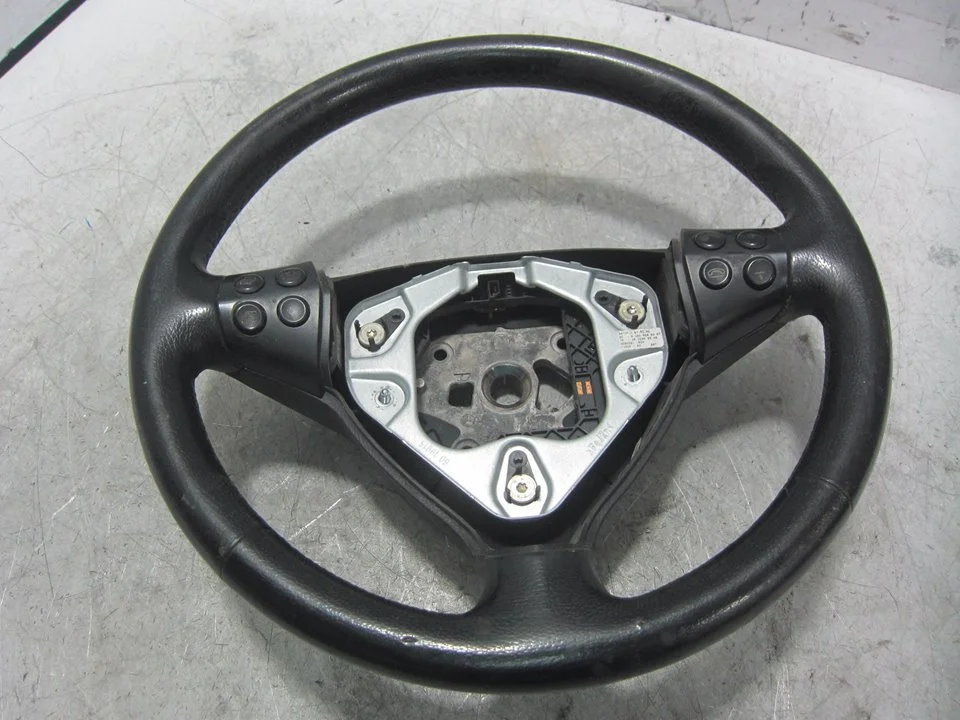 Foto de VOLANTE MERCEDES-BENZ CLASE A (BM 169) 1.5 CAT (95 CV / 70 KW) referencia A1694600503