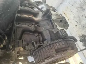 Foto de MOTOR COMPLETO RENAULT CLIO II FASE II (B/CB0) 1.5 dCi Diesel (82 CV / 60 KW) referencia K9K702 foto 5