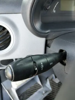 Foto de MANDO MULTIFUNCION CITROEN C3 1.4 HDi (68 CV / 50 KW) foto 2