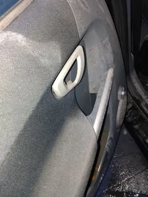 Foto de MANETA INTERIOR TRASERA IZQUIERDA SMART FORFOUR 1.5 CDI CAT (68 CV / 50 KW)