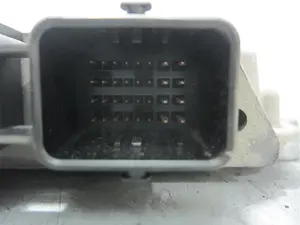 Foto de CENTRALITA MOTOR UCE CITROEN XSARA PICASSO 1.6 16V HDi (90 CV / 66 KW) referencia 9663268380 foto 6