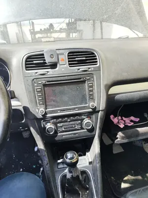 Foto de CONSOLA CENTRAL VOLKSWAGEN GOLF VI (5K1)(10.2008) 2.0 TDI (110 CV / 81 KW)