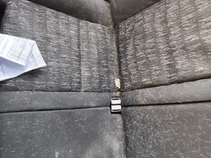 Foto de ENGANCHE CINTURON TRASERO IZQUIERDO PEUGEOT 307 (S1)(04.2001) 1.6 16V CAT (109 CV / 80 KW)