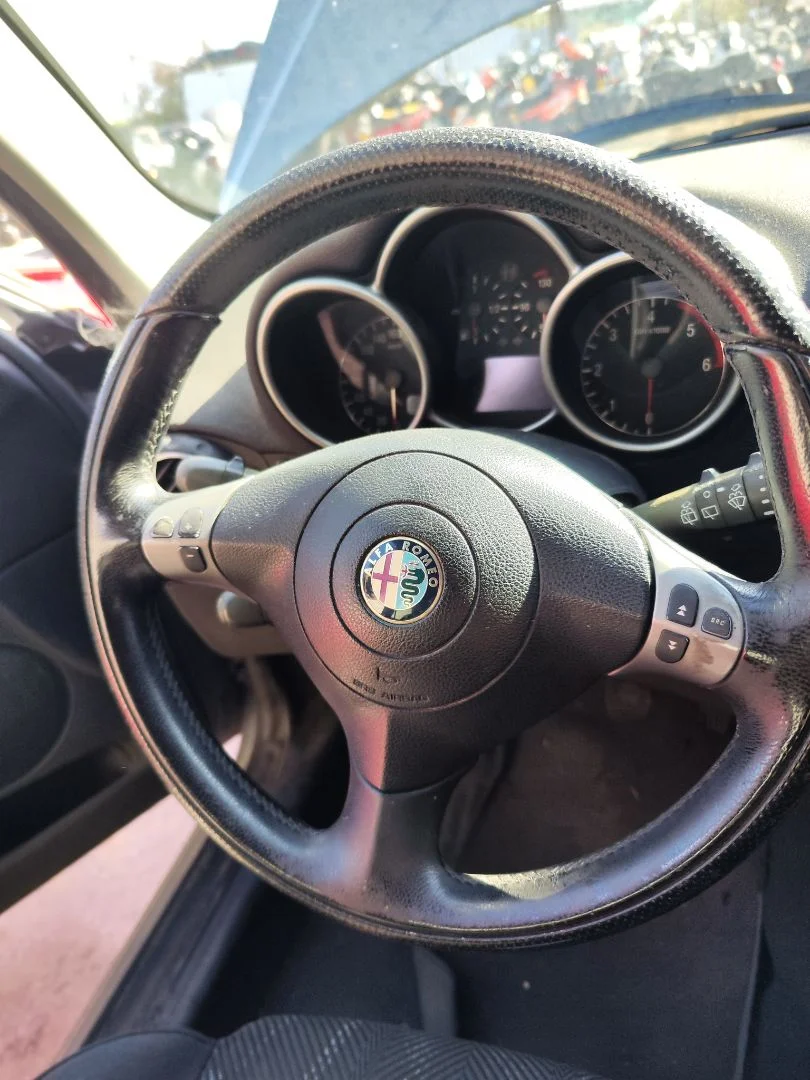 Foto de AIRBAG DELANTERO IZQUIERDO ALFA ROMEO 147 (190) 1.9 JTD CAT (110 CV / 81 KW)