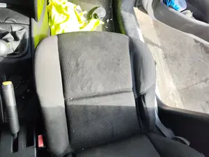 Foto de ASIENTO DELANTERO DERECHO PEUGEOT 207 1.6 16V HDi (90 CV / 66 KW)