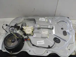 Foto de ELEVALUNAS DELANTERO DERECHO FORD FOCUS BERLINA (CAP) 4M5G6007XD referencia 4M51A203A28BG