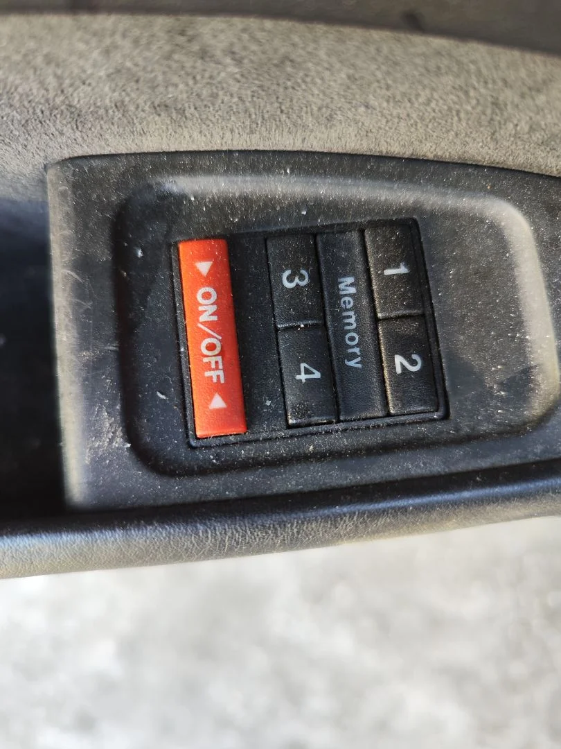 Foto de INTERRUPTOR AUDI A8 (D2) 4.2 V8 40V (310 CV / 228 KW)
