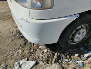 Foto de PARAGOLPES DELANTERO FIAT DUCATO II CAMIÓN 2.8 JTD (146 CV / 107 KW) foto 2