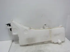 Foto de DEPOSITO LIMPIA CITROEN C5 AIRCROSS 1.2 12V e-THP / PureTech (131 CV / 96 KW) referencia 9826400780 foto 3