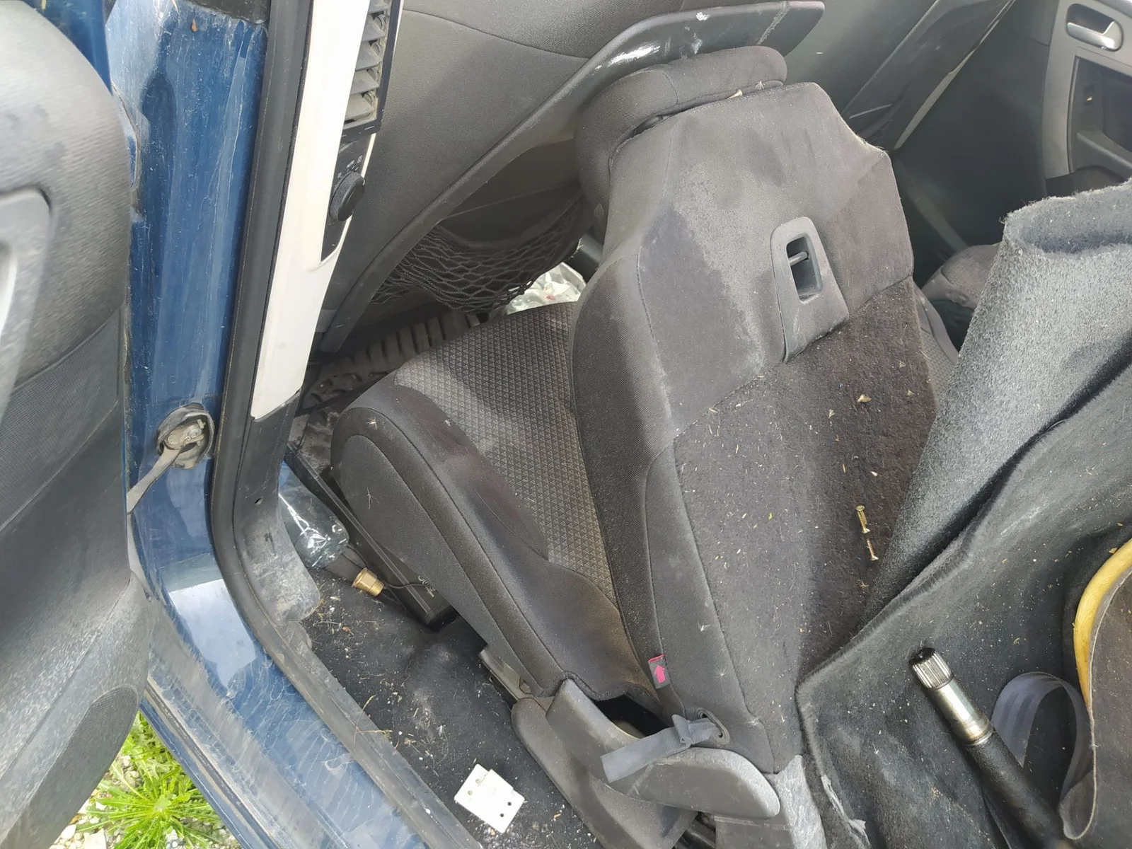Foto de ASIENTOS TRASERO IZQUIERDO CITROEN C4 PICASSO 2.0 HDi FAP (150 CV / 110 KW)