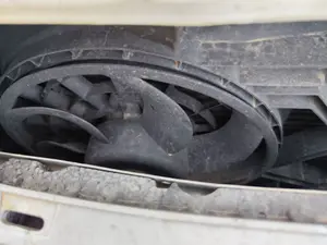 Foto de ELECTROVENTILADOR RADIADOR AIRE ACONDICIONADO OPEL VECTRA B BERLINA 2.0 DTI (101 CV / 74 KW)