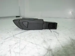 Foto de MANDO MULTIFUNCION RENAULT TWINGO II referencia 7701049643 foto 4