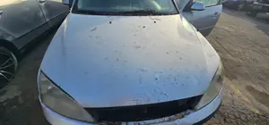 Foto de CAPO FORD MONDEO BERLINA (GE) 2.0 16V DI TD CAT (116 CV / 85 KW) referencia 1446448