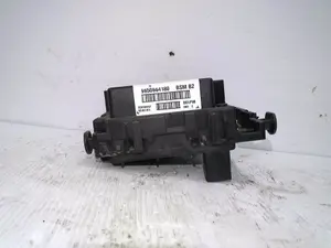 Foto de CAJA RELES / FUSIBLES PEUGEOT 307 (S1)(04.2001) 1.4 HDi (68 CV / 50 KW) referencia 9650664180 foto 3