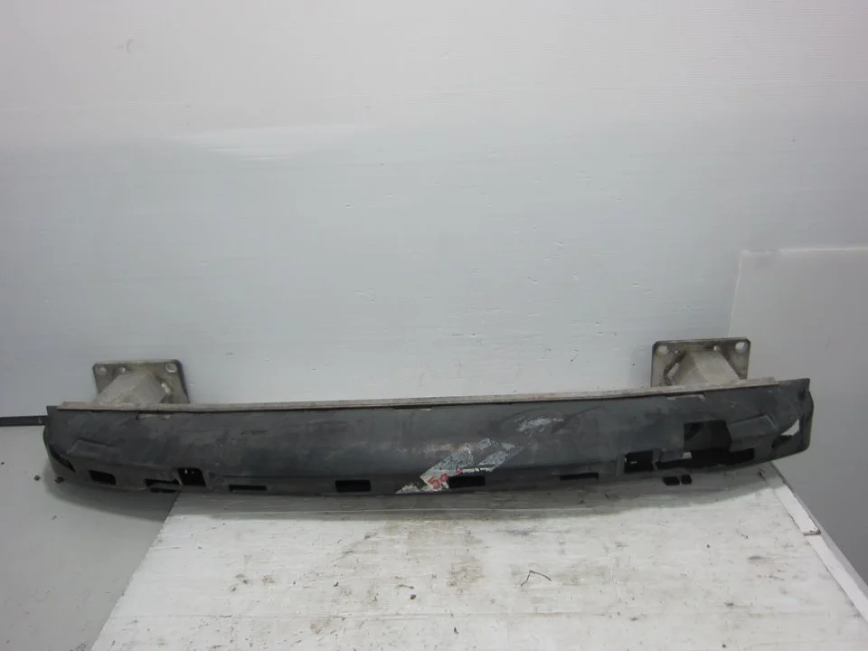 Foto de REFUERZO PARAGOLPES DELANTERO CITROEN GRAND C4 PICASSO 1.6 16V HDi FAP (109 CV / 80 KW)
