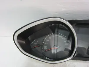 Foto de CUADRO INSTRUMENTOS PEUGEOT 308 1.6 HDi (92 CV / 68 KW) referencia 9807588280 foto 6