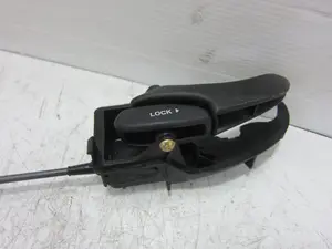 Foto de CERRADURA PUERTA DELANTERA DERECHA FORD FOCUS BERLINA (CAK) 1.8 TDCi Turbodiesel CAT (116 CV / 85 KW) referencia 924033000 foto 3