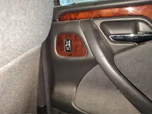 Foto de MANDO ELEVALUNAS TRASERO DERECHO MERCEDES-BENZ CLASE E (BM 210) BERLINA