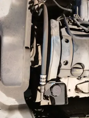 Foto de TUBO PRESION DIRECCION ASISTIDA CITROEN XSARA BERLINA 1.6 16V CAT (NFU / TU5JP4) (109 CV / 80 KW)