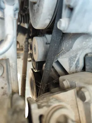 Foto de ALTERNADOR FIAT GRANDE PUNTO (199) 1.4  (95 CV / 70 KW) referencia 0052003531