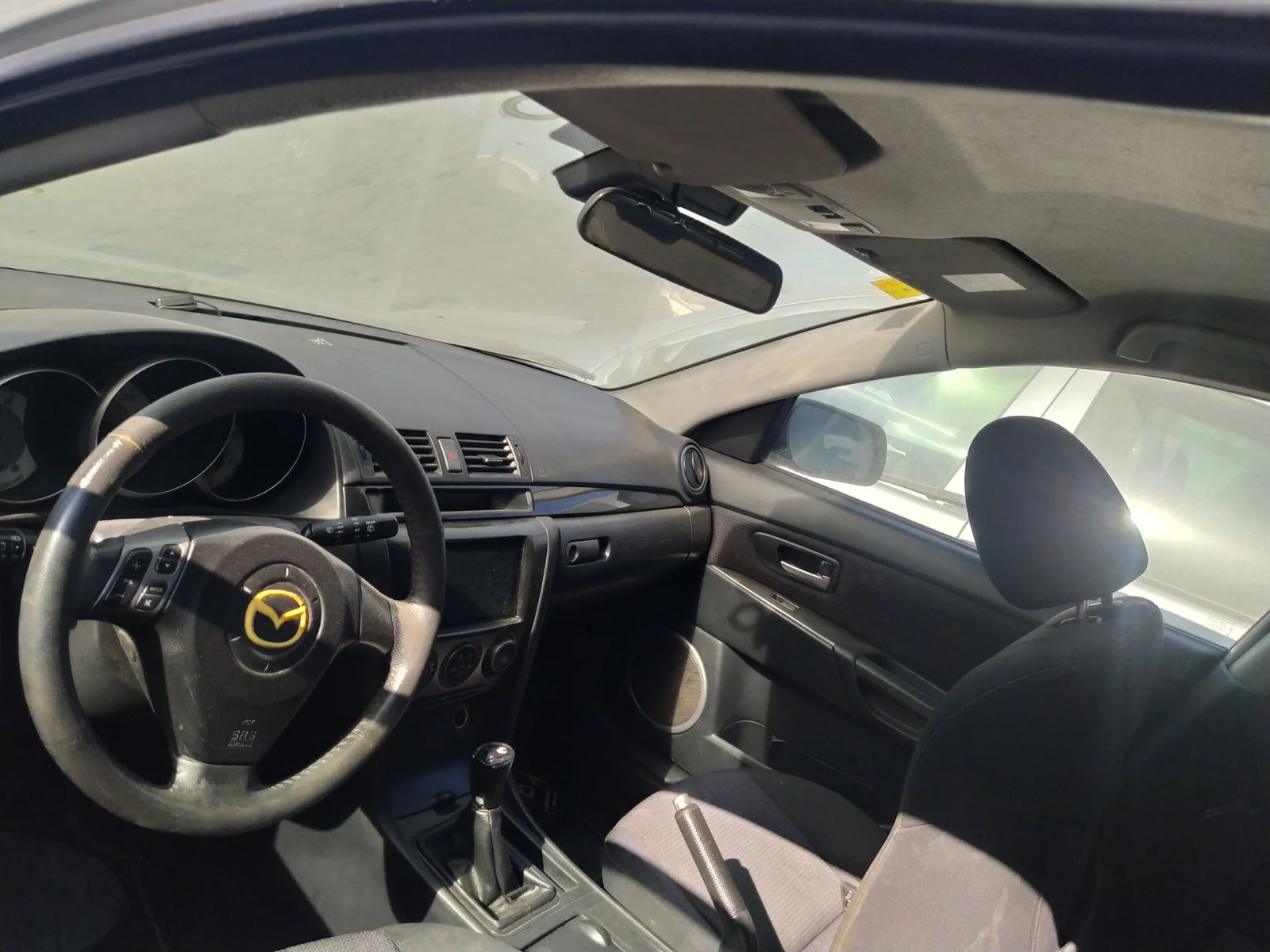 Foto de LUZ INTERIOR MAZDA 3 BERLINA (BK) 1.6 CD Diesel CAT (109 CV / 80 KW)