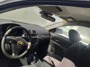 Foto de LUZ INTERIOR MAZDA 3 BERLINA (BK) 1.6 CD Diesel CAT (109 CV / 80 KW)