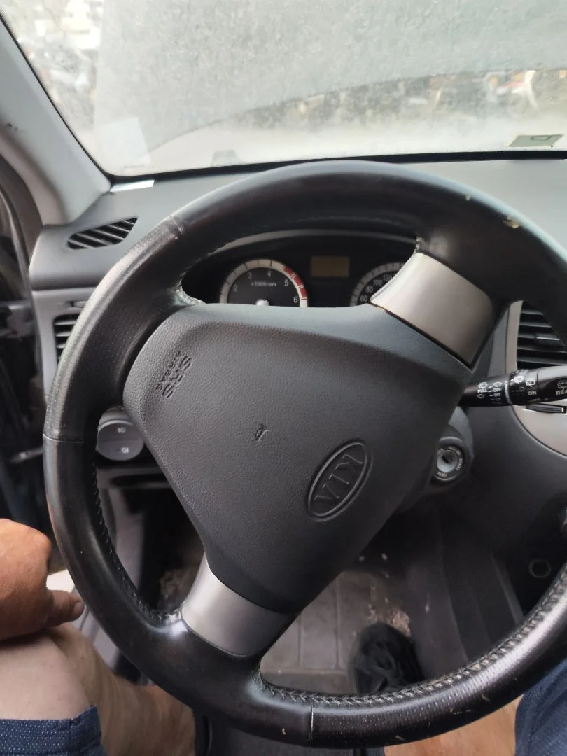 Foto de AIRBAG DELANTERO IZQUIERDO KIA RIO (JB) 1.5 CRDi (110 CV / 81 KW)