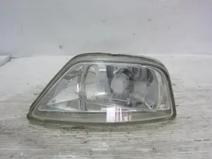 Foto de FARO ANTINIEBLA DERECHO FORD FOCUS BERLINA (CAK) 1.8 TDCi Turbodiesel CAT (116 CV / 85 KW) referencia 2M5X15N561A