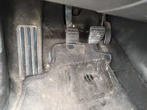 Foto de PEDAL FRENO RENAULT MEGANE III BERLINA 5P 1.5 dCi Diesel CAT (86 CV / 63 KW) referencia 465010015R