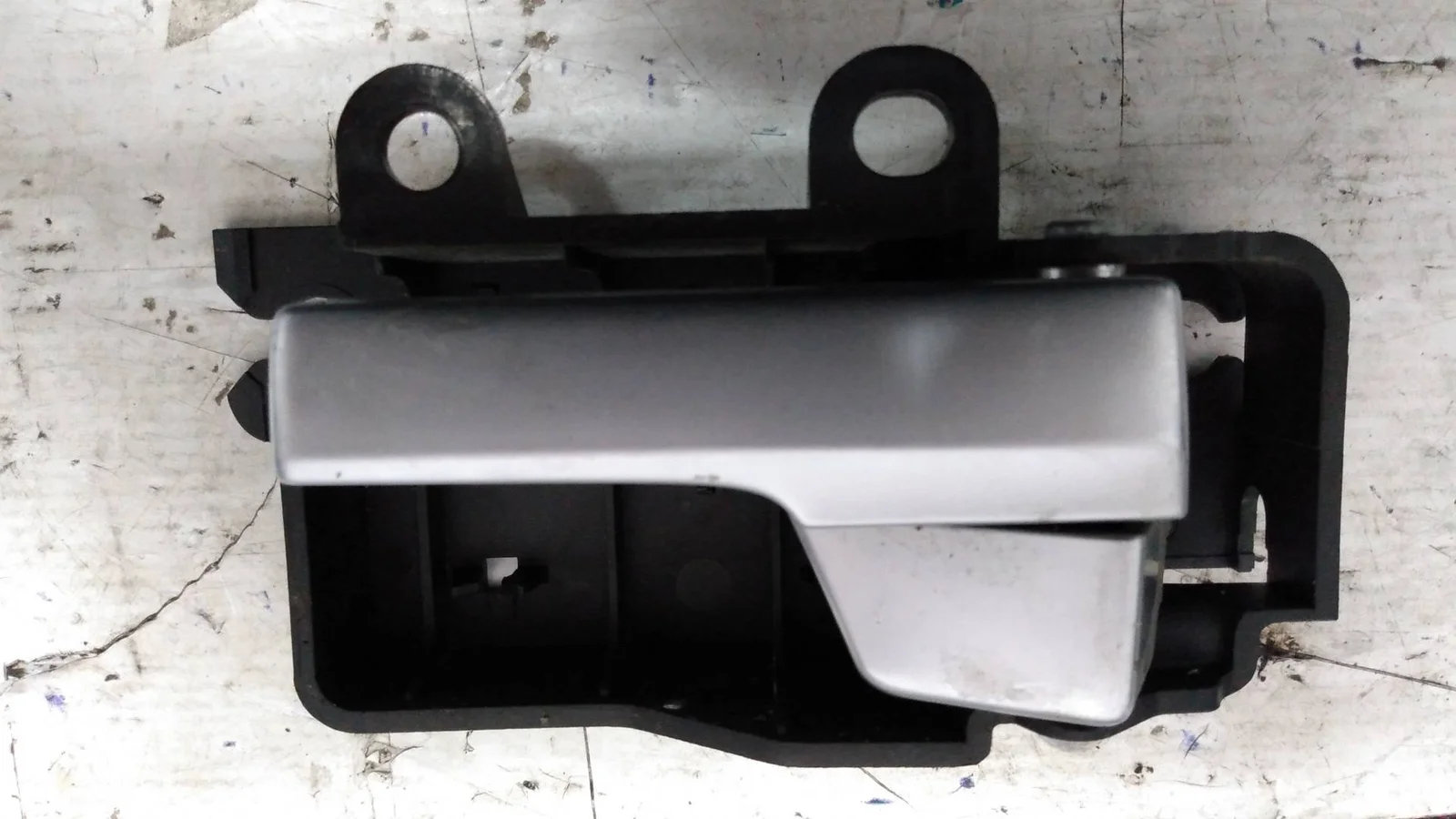 Foto de MANETA INTERIOR DELANTERA IZQUIERDA FORD FOCUS C-MAX (CAP)(2003) 1.6 16V CAT (101 CV / 74 KW) referencia 3M51R22601