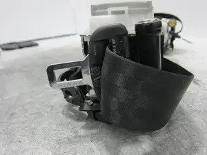 Foto de JUEGO CINTURONES TRASERO PORSCHE MACAN (95BA) referencia 95B857805B foto 4