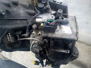 Foto de CAJA CAMBIOS CITROEN C4 BERLINA 1.6 HDi FAP (112 CV / 82 KW) referencia 9674693580 foto 13