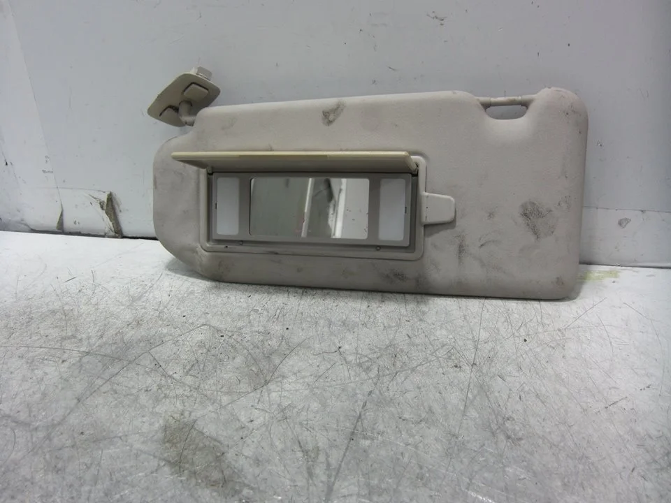 Foto de PARASOL IZQUIERDO CITROEN C4 BERLINA 1.6 HDi FAP (112 CV / 82 KW) referencia 98265222UW